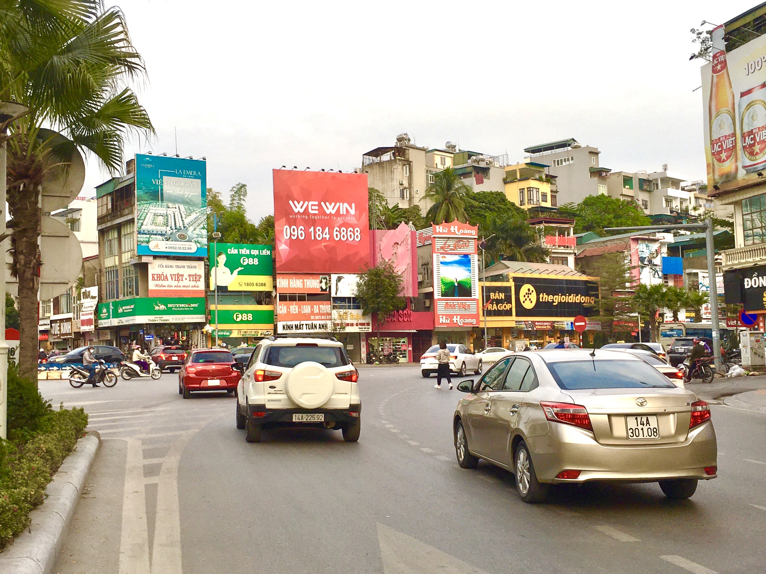 Billboard-kenh-liem-ha-long