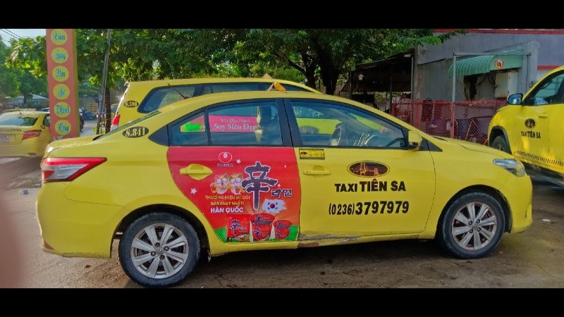 Quảng cáo taxi Tiên Sa