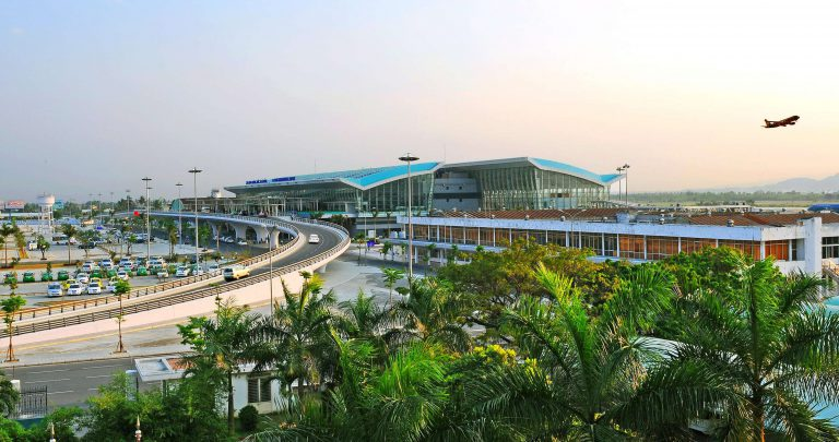 Quảng cáo sân bay Đà Nẵng (3)