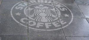 Ý tưởng marketng du kích của Starbucks