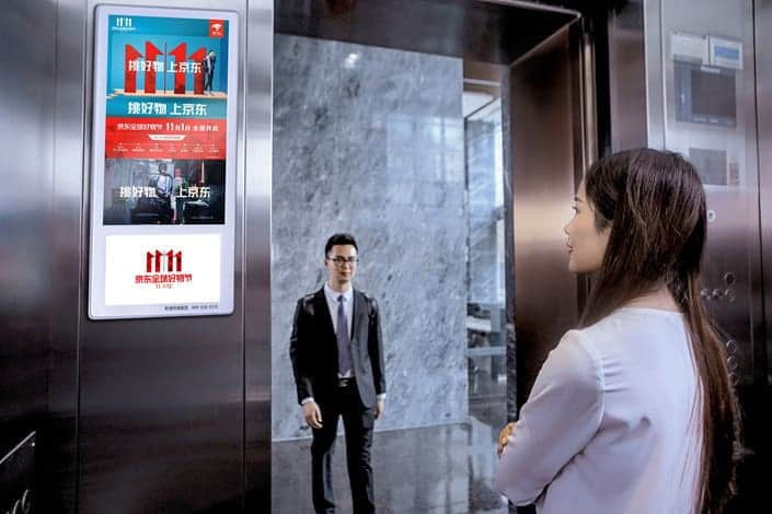 Những điều cần tránh khi quảng cáo thang máy