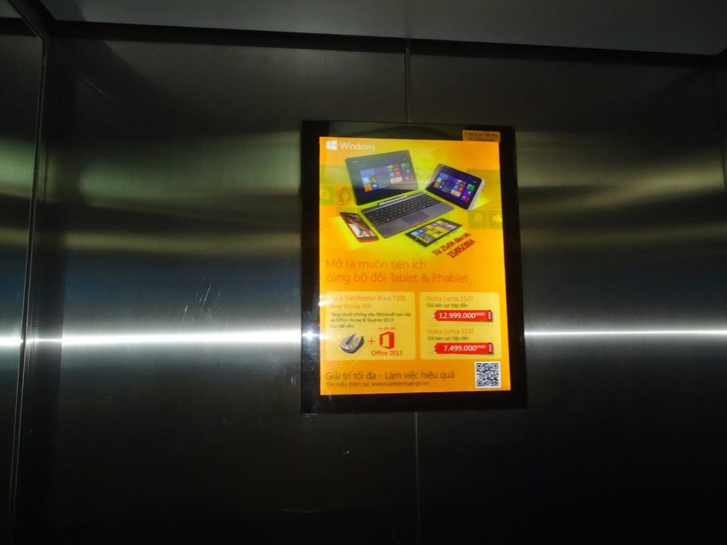 Quảng cáo màn hình LCD trong thang máy TTTM tại Hà Nội