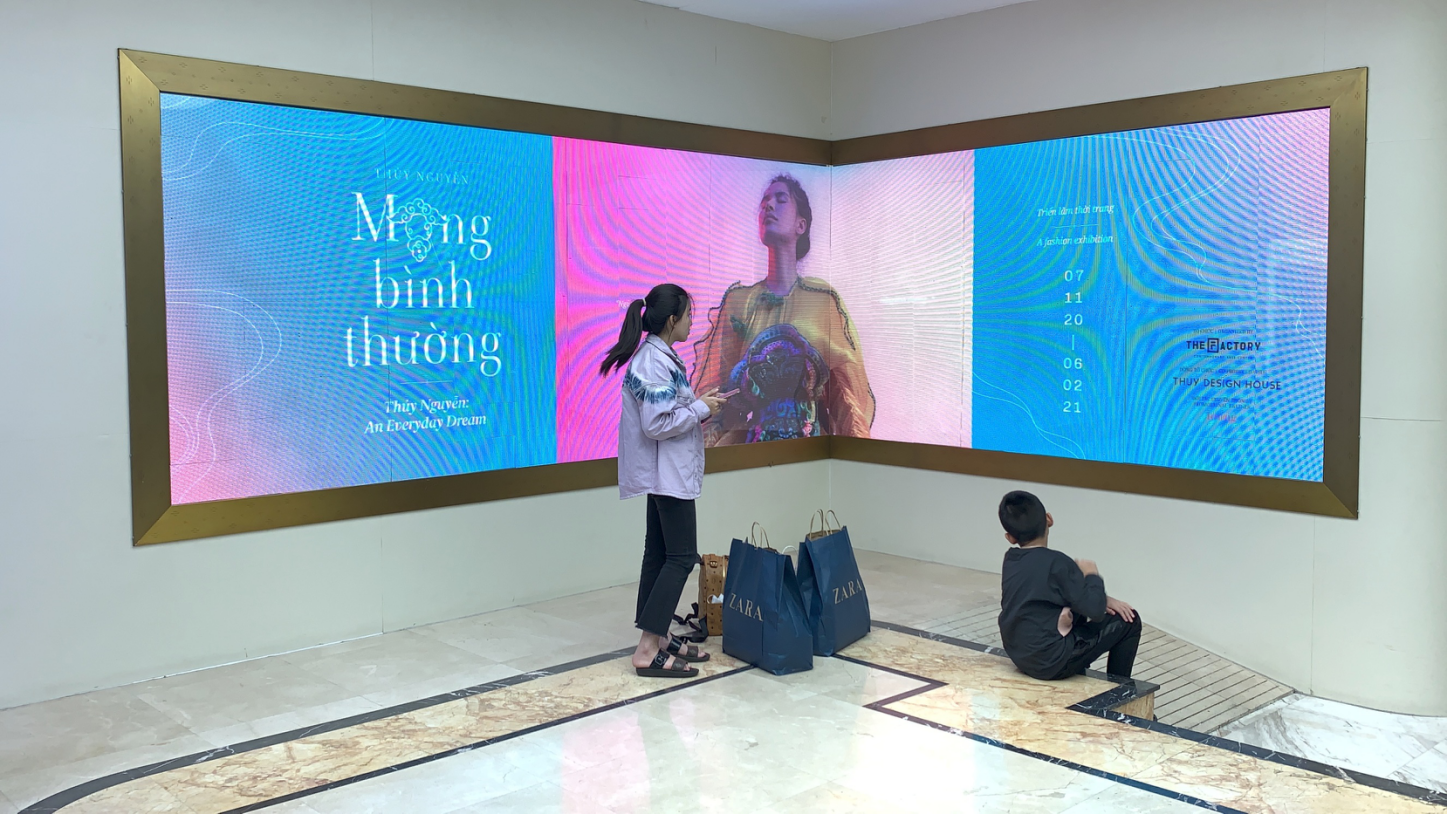 Quảng cáo màn hình LED tại Vincom Đồng Khởi