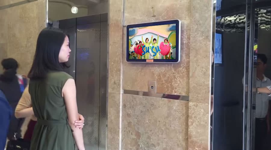 Các loại màn hình quảng cáo trong thang máy được ưa chuộng năm 2022