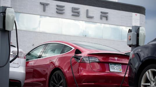 Tesla mang sự khác biệt không chỉ trong sản phẩm mà còn ở chất lượng dịch vụ