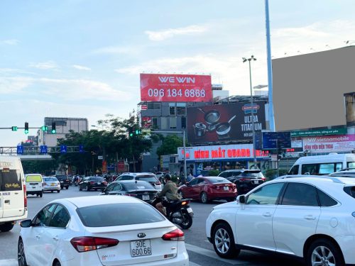 Billboard 145 Võ Chí Công