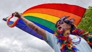 Đề cao sự chân thành và cam kết dài hạn trong chiến dịch Happy Pride Month