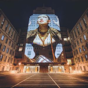 Bức tranh OOH toàn cầu 2025